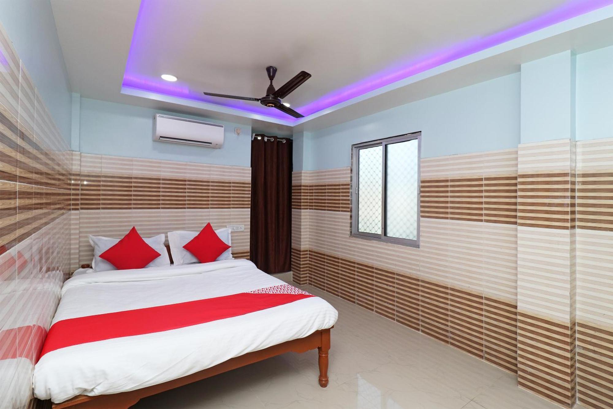 Flagship Gayatri 3* Puri