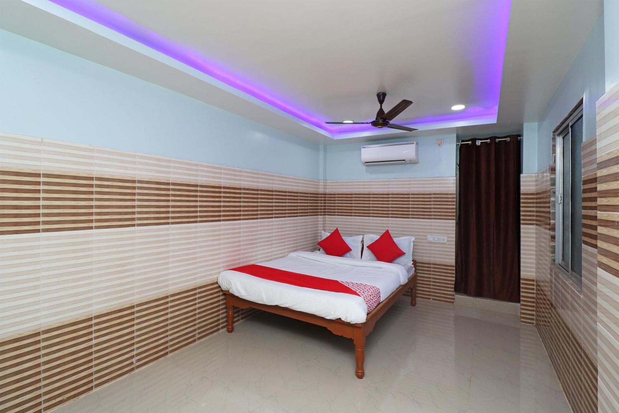 Flagship Gayatri Hotel Puri