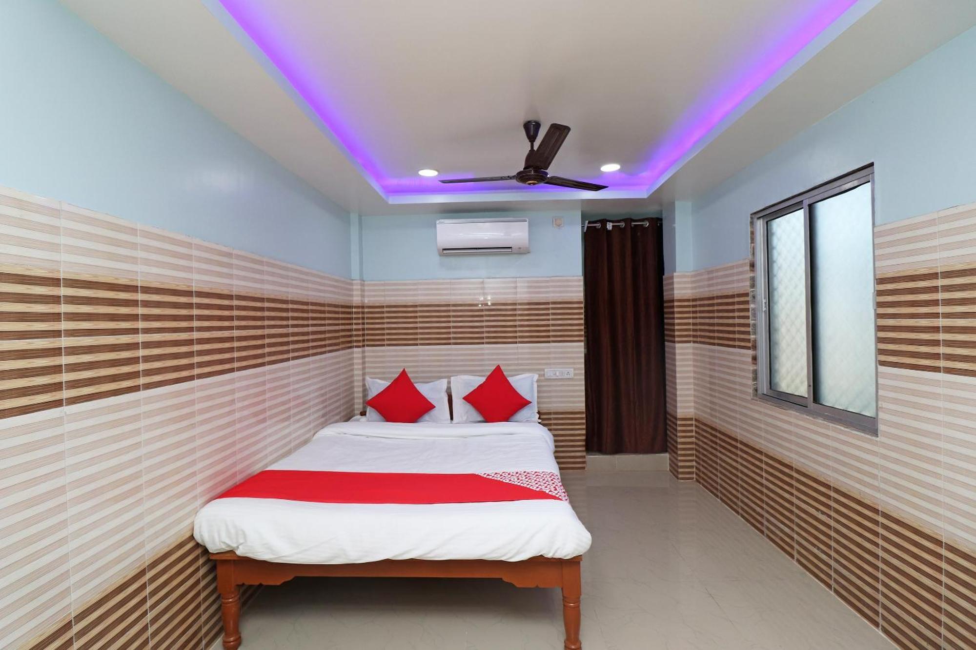 Flagship Gayatri 3* Puri